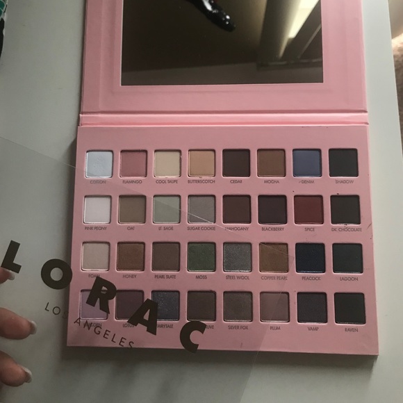Lorac palette - Picture 2 of 3